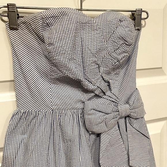 Lilly Pulitzer Strapless Blue Seersucker Dress - Picture 3 of 8